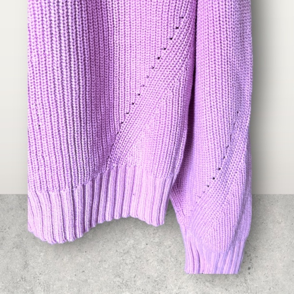 NWT ~ WHO WHAT WEAR size MEDIUM ~Purple / Pink sweater w/ crochet knit collar - Picture 4 of 13